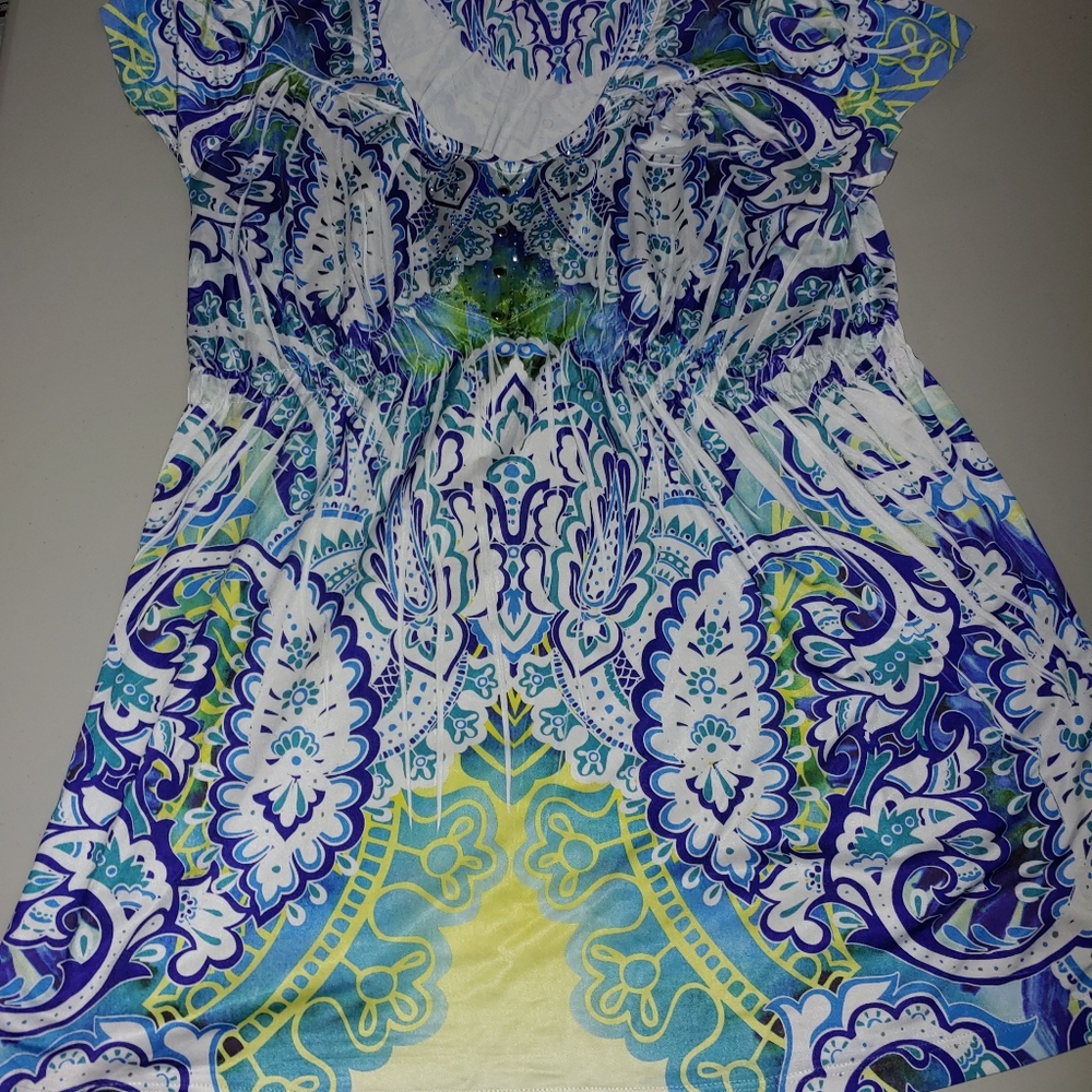 Women's Large shirt used as Maternity shirt